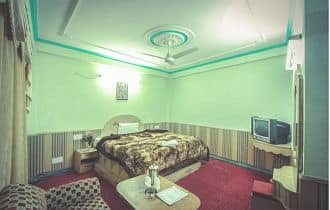 Gautam Hotel and Cottage
